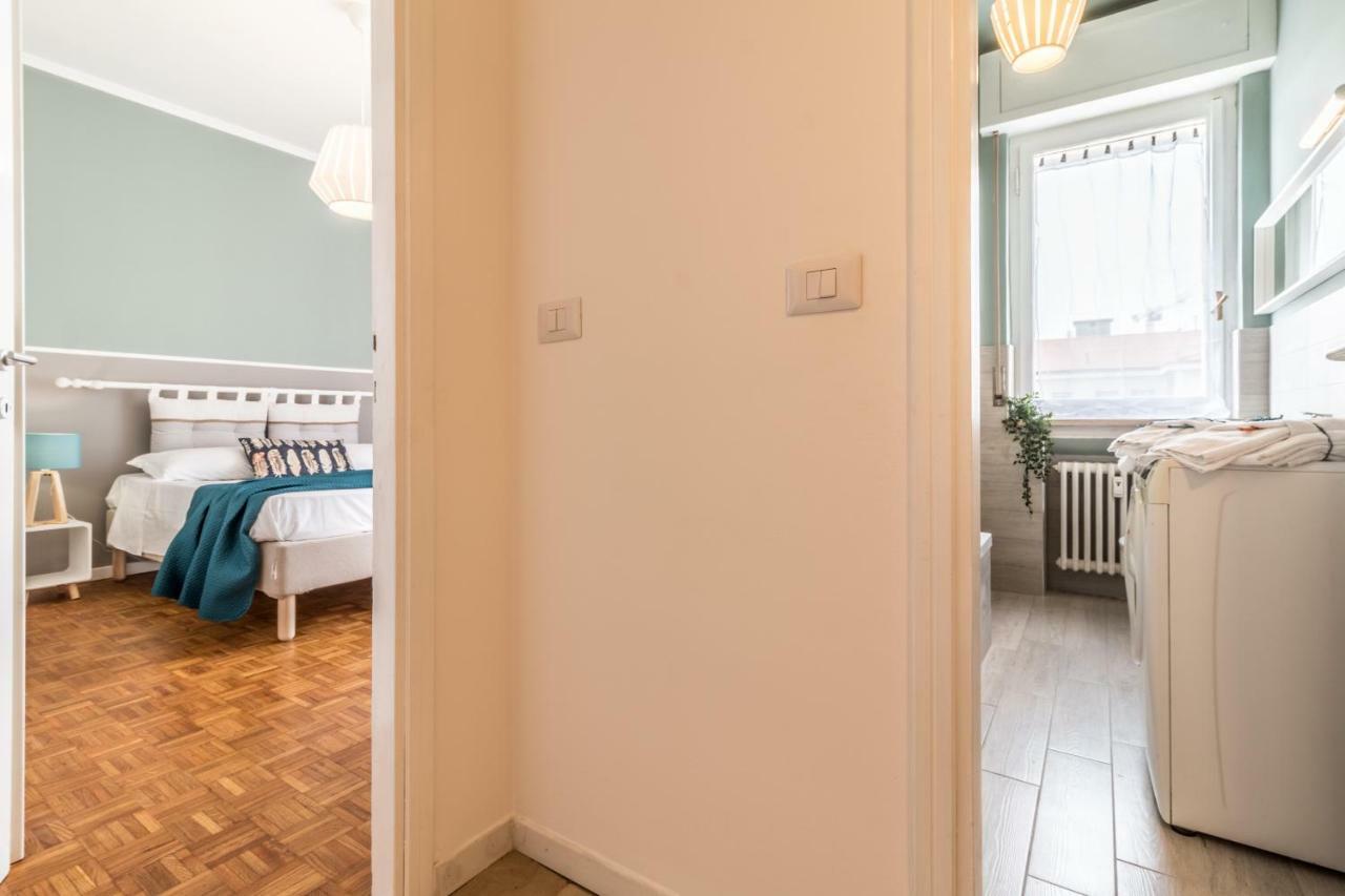 Joivy Modern 1-Bed Flat With Balcony In Portello Milan Bagian luar foto
