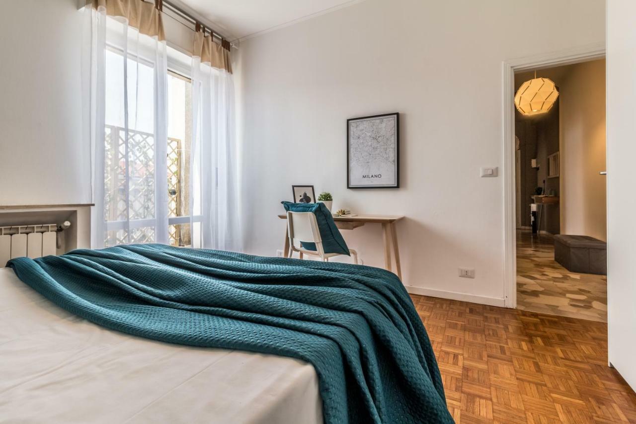 Joivy Modern 1-Bed Flat With Balcony In Portello Milan Bagian luar foto